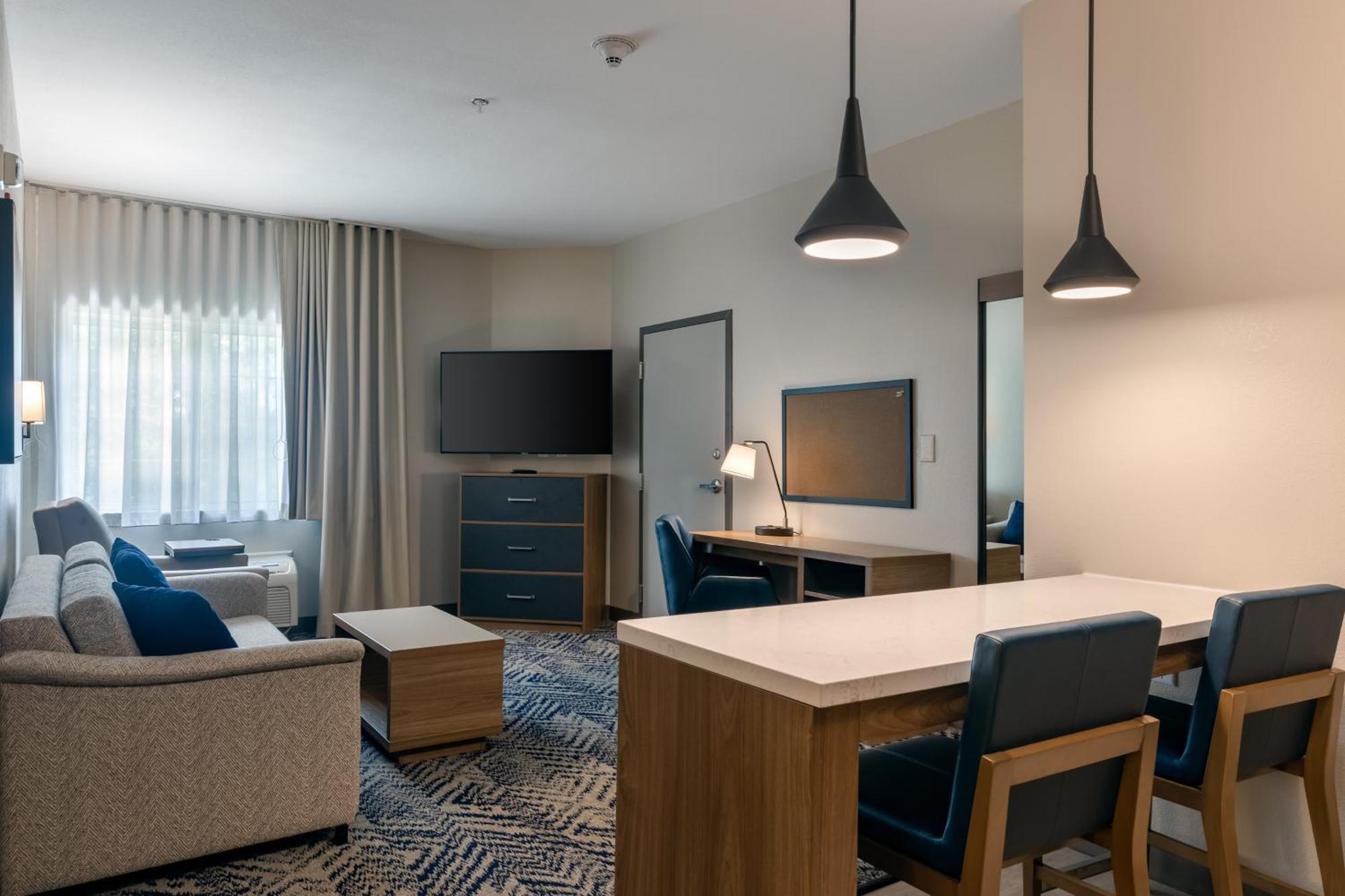 Candlewood Suites Enterprise By Ihg Exterior photo